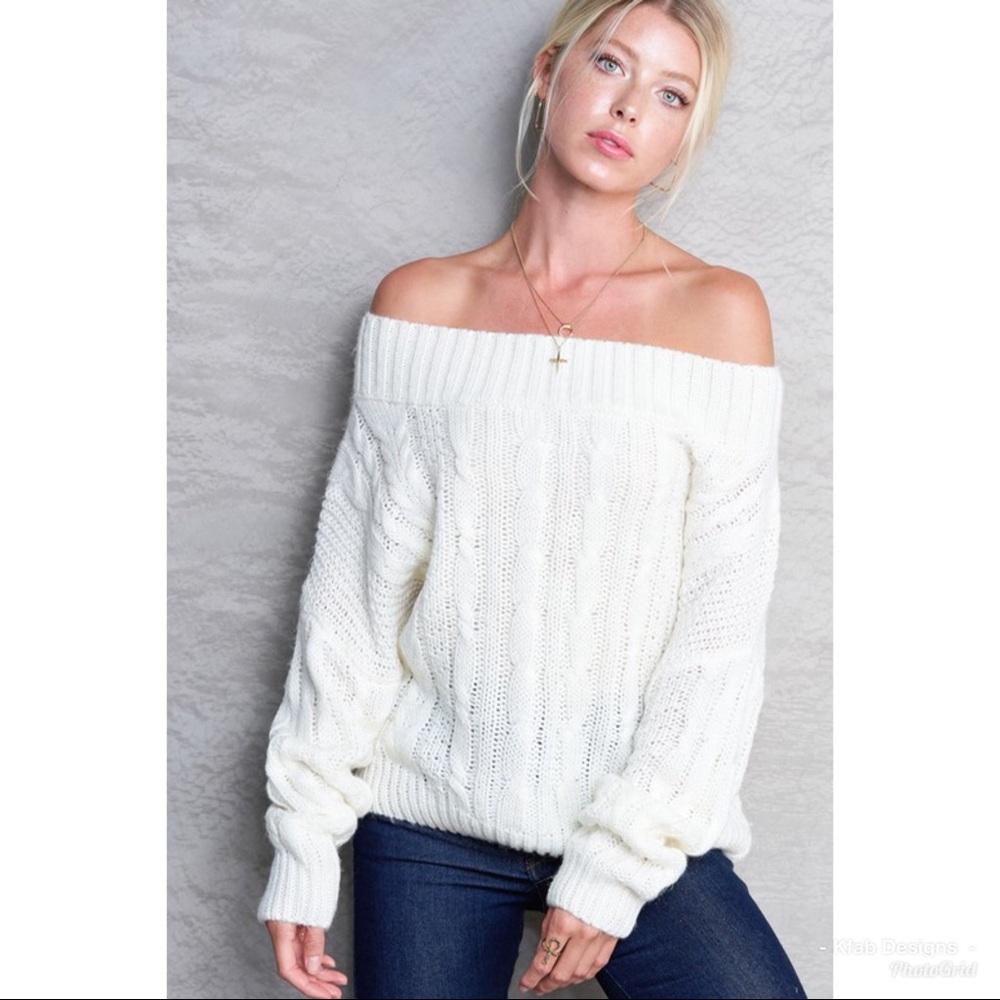 ā¤ļøLAST! Off Shoulder Slouchy Cable Knit Sweater! - Picture 2 of 5